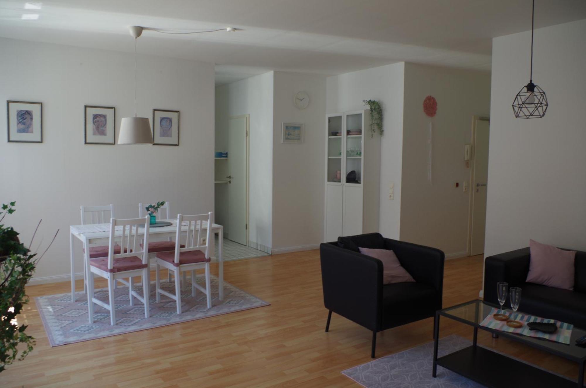 Citywohnung * Wurselen